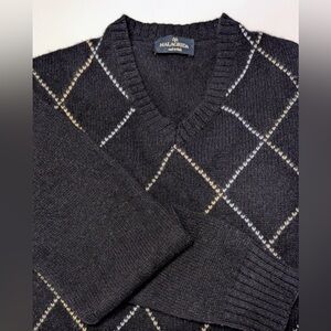 Malagrida Men’s Wool Knit V-Neck Sweater 
Made in Italy Mens Large